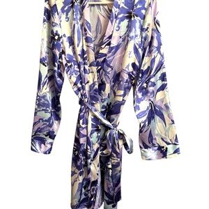 Apt. 9 Robe in Lavender and Ivory